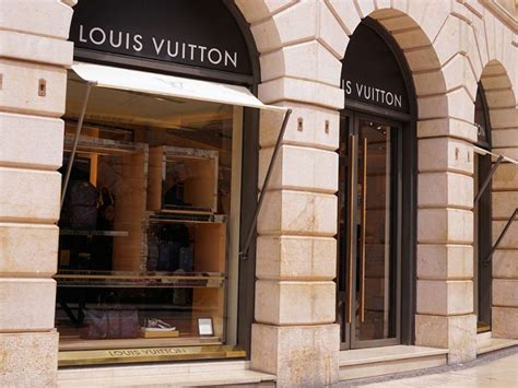 louis vuitton online shop Malaysia